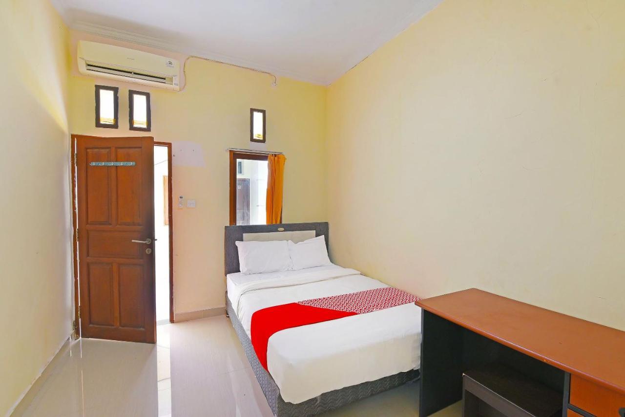 Oyo 91445 Sandat Guest House Ντενπασάρ Εξωτερικό φωτογραφία